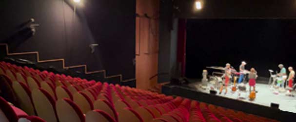 salle Jean Ferrat
